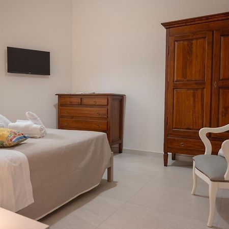 Amare Apartment Near The Sea Monopoli Exterior photo